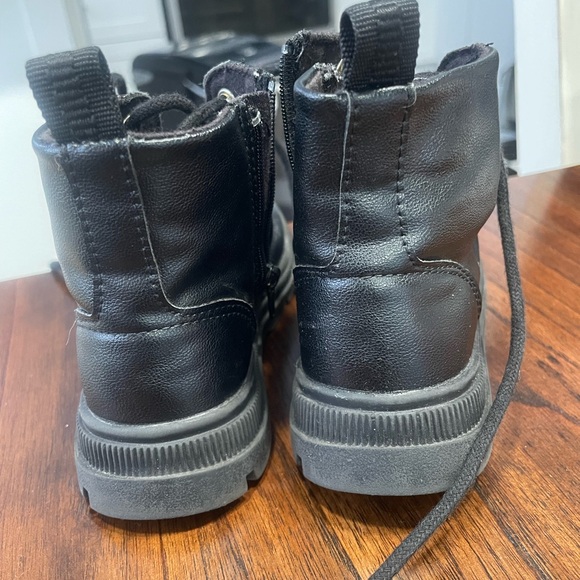 Zara toddler lace up bootie - Picture 2 of 5